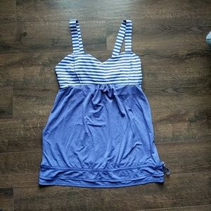 Lulemon top size 8